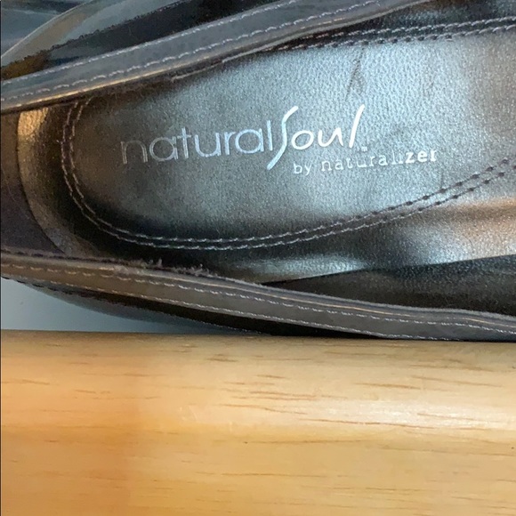 Women’s Maryjane grey patent leather 2in shoe - Picture 6 of 6